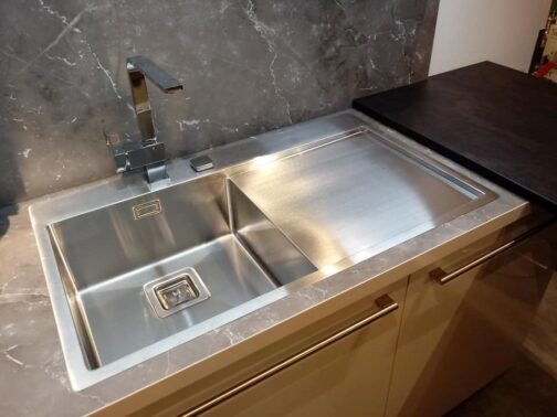 SinkSolution A LINE PLUS 860x520 1x rustfri stål køkkenvask